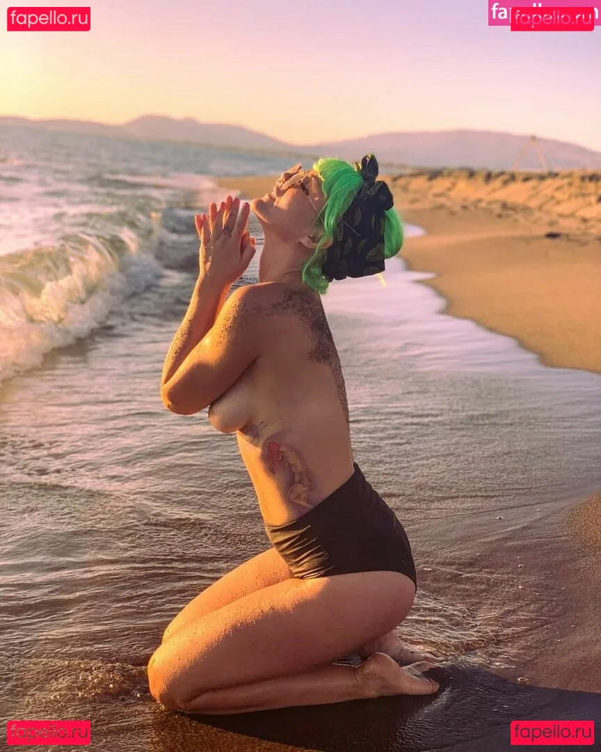 Miss.lady.bug Onlyfans Photo Gallery 