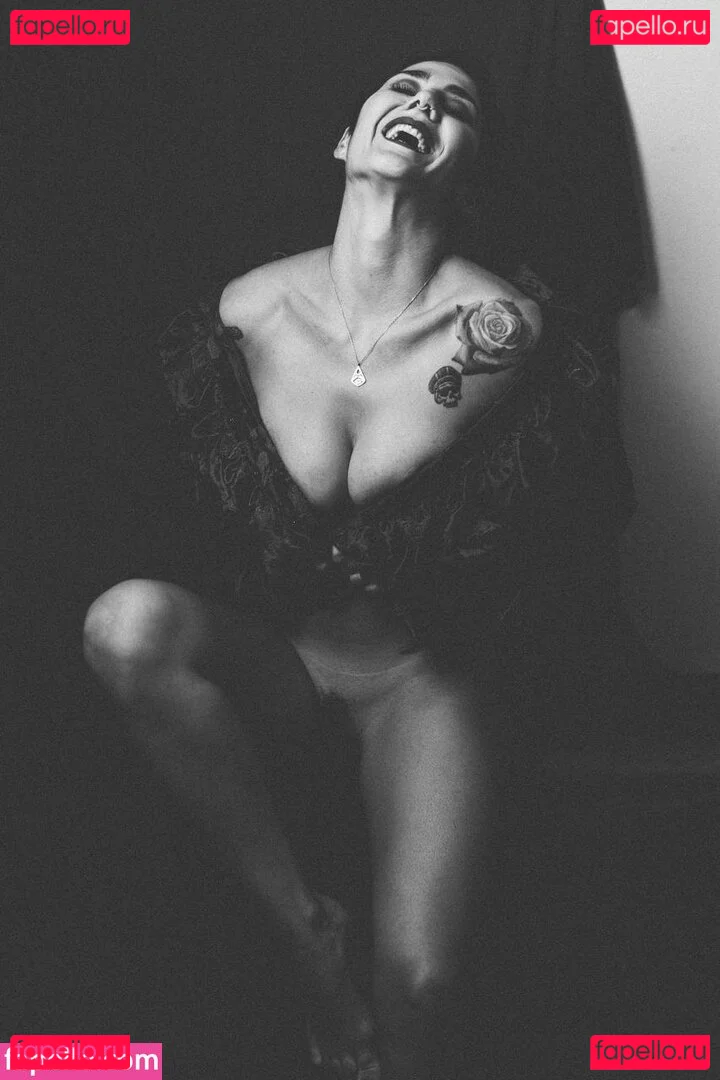 Miss.lady.bug Onlyfans Photo Gallery 