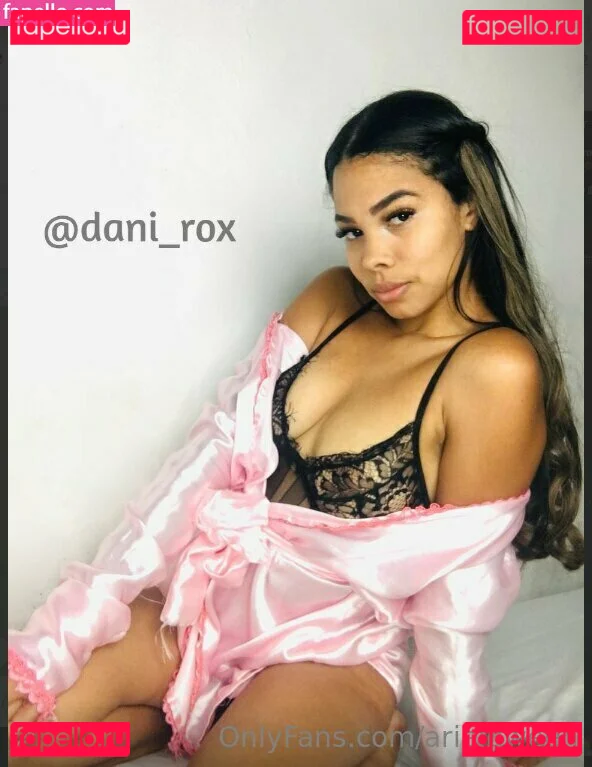 arielqween Onlyfans Photo Gallery 