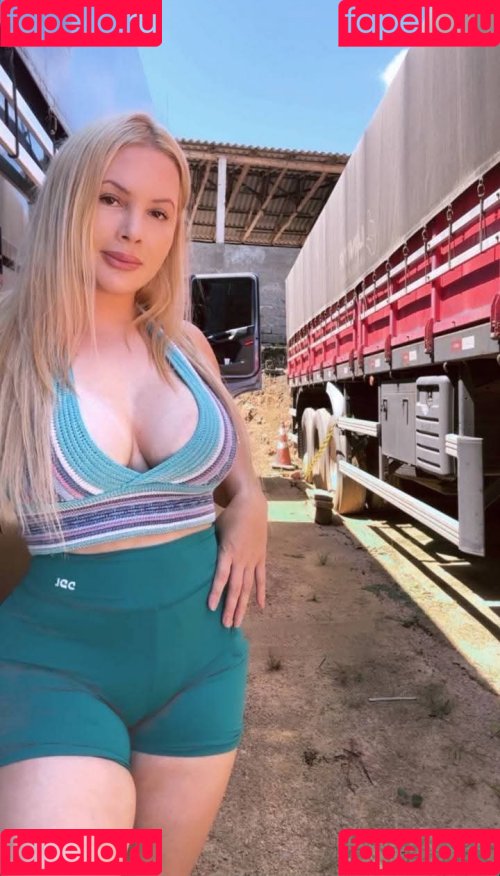 Aline Füchter Ouriques Onlyfans Photo Gallery 