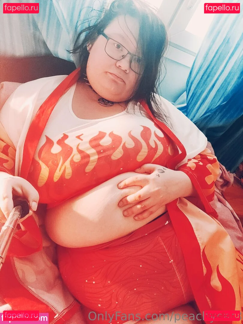 peachycat8 Onlyfans Photo Gallery 