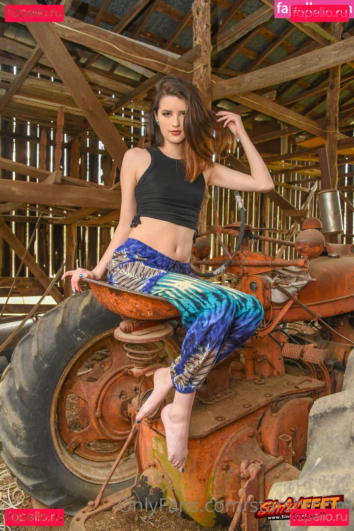 starshroom Onlyfans Photo Gallery 