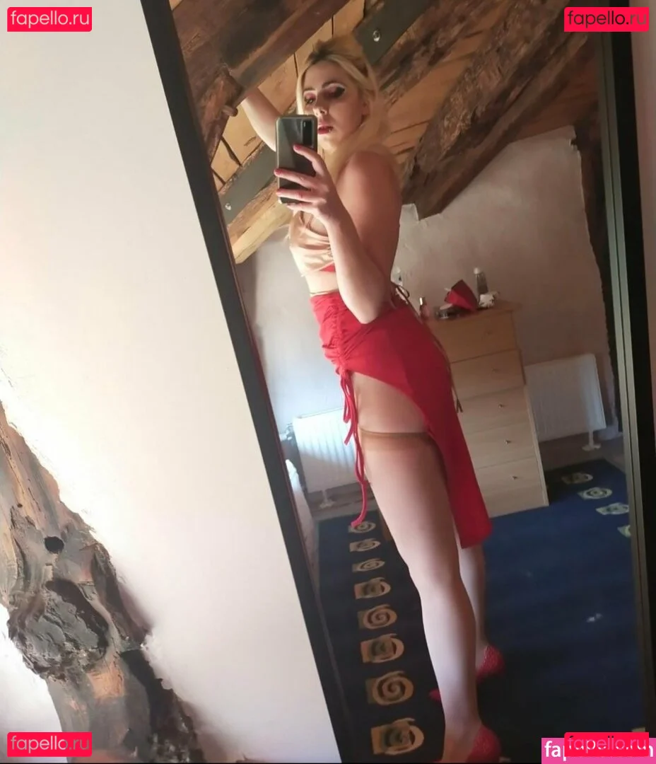 Alice Hunter Onlyfans Photo Gallery 