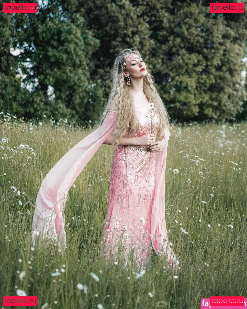 Amber Farndon Onlyfans Photo Gallery 