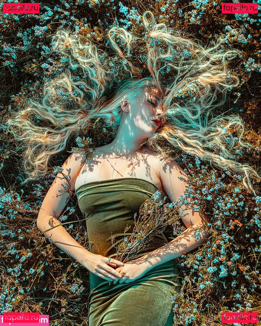 Amber Farndon Onlyfans Photo Gallery 