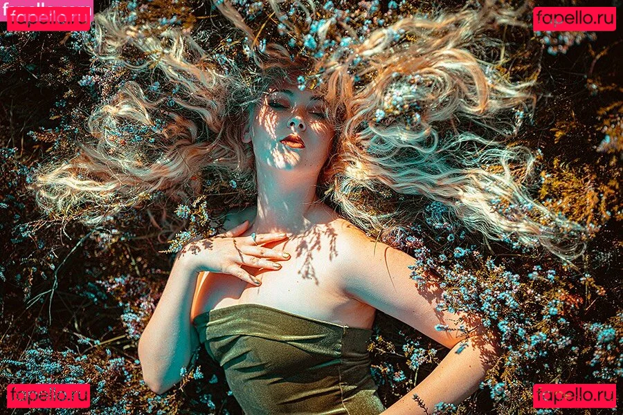 Amber Farndon Onlyfans Photo Gallery 