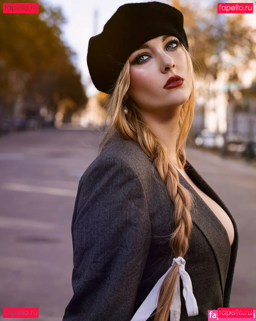 Amber Farndon Onlyfans Photo Gallery 