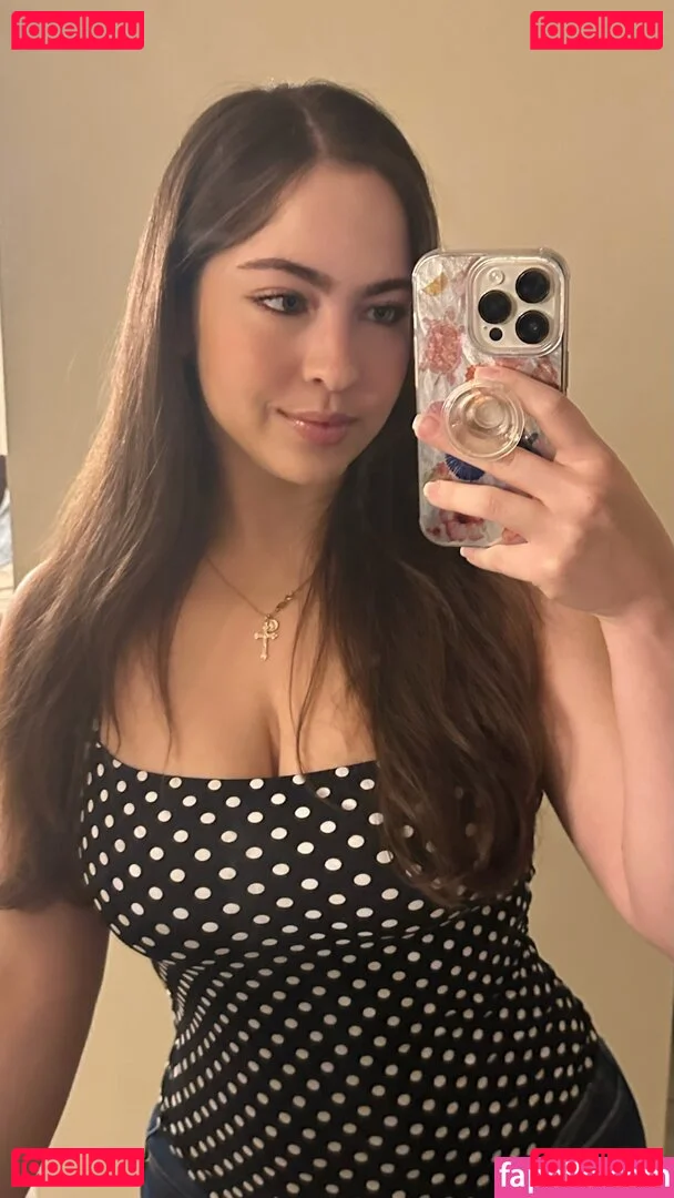 Hilenna Onlyfans Photo Gallery 