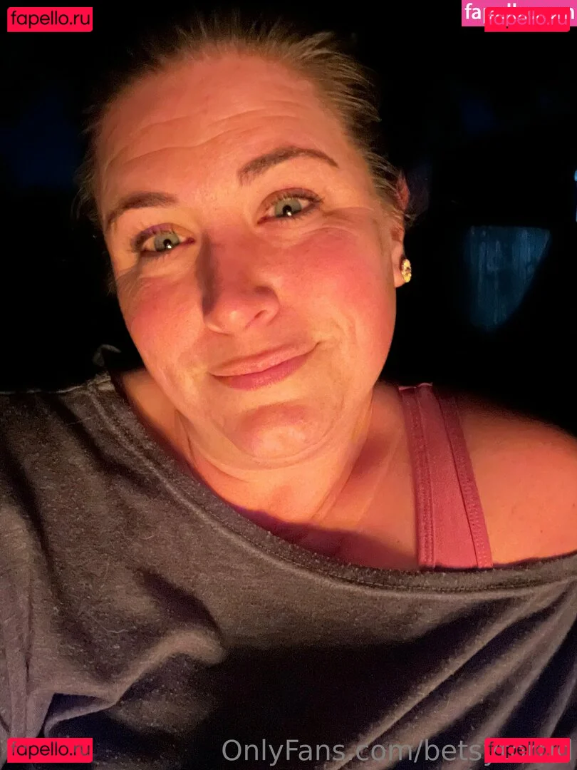 betsytorrid Onlyfans Photo Gallery 