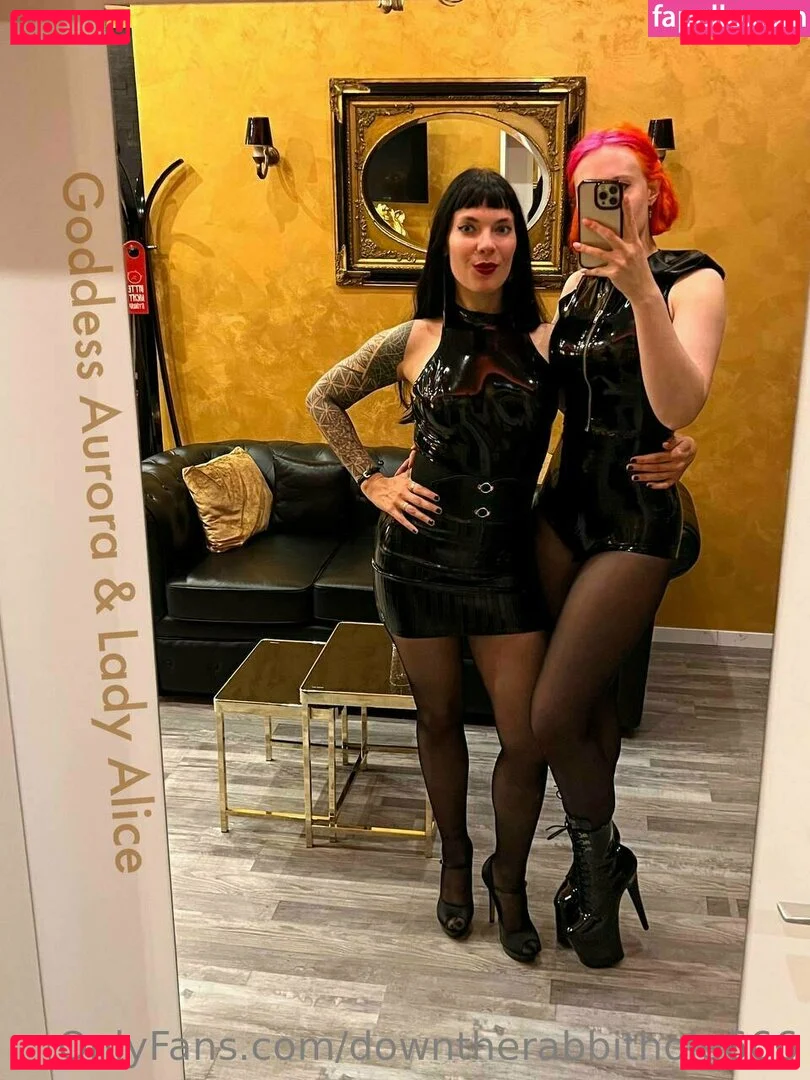 downtherabbithole666 Onlyfans Photo Gallery 