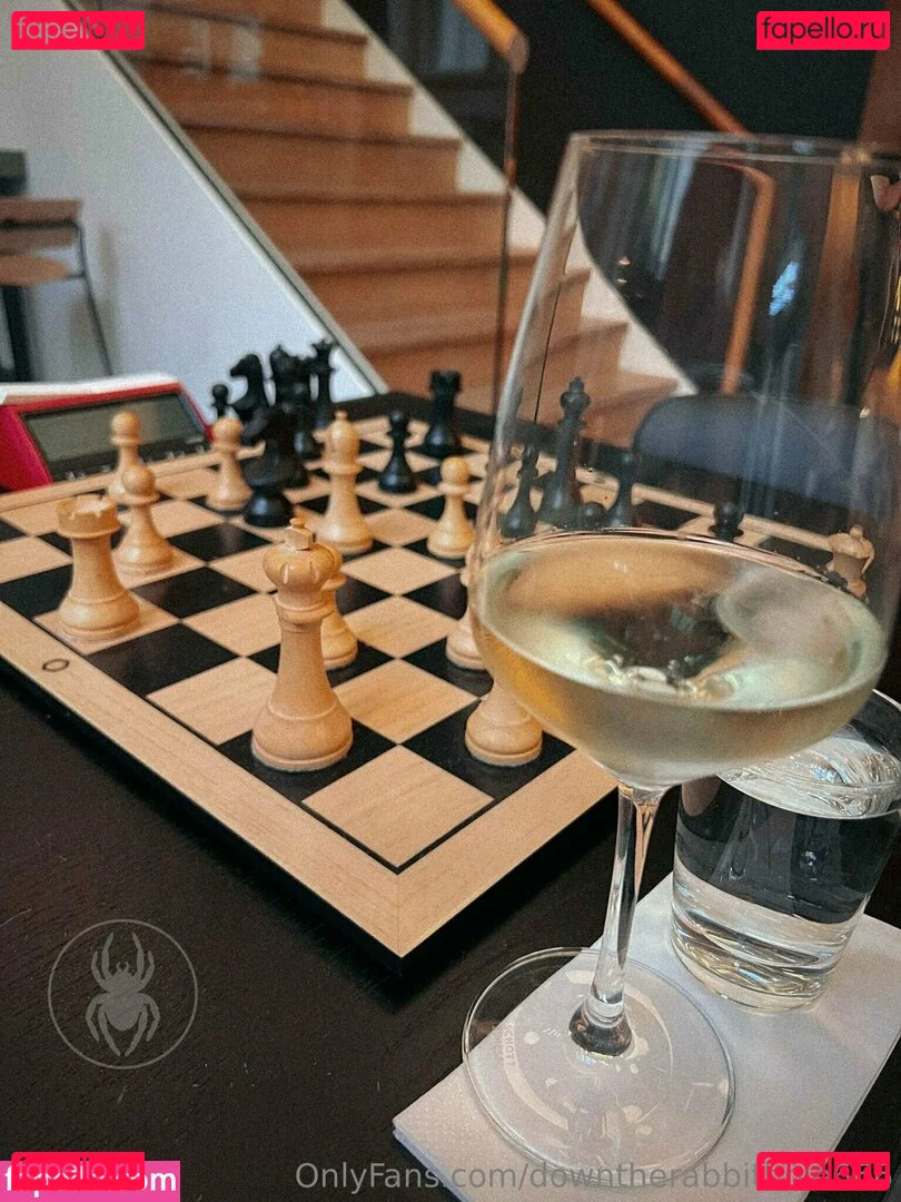 downtherabbithole666 Onlyfans Photo Gallery 