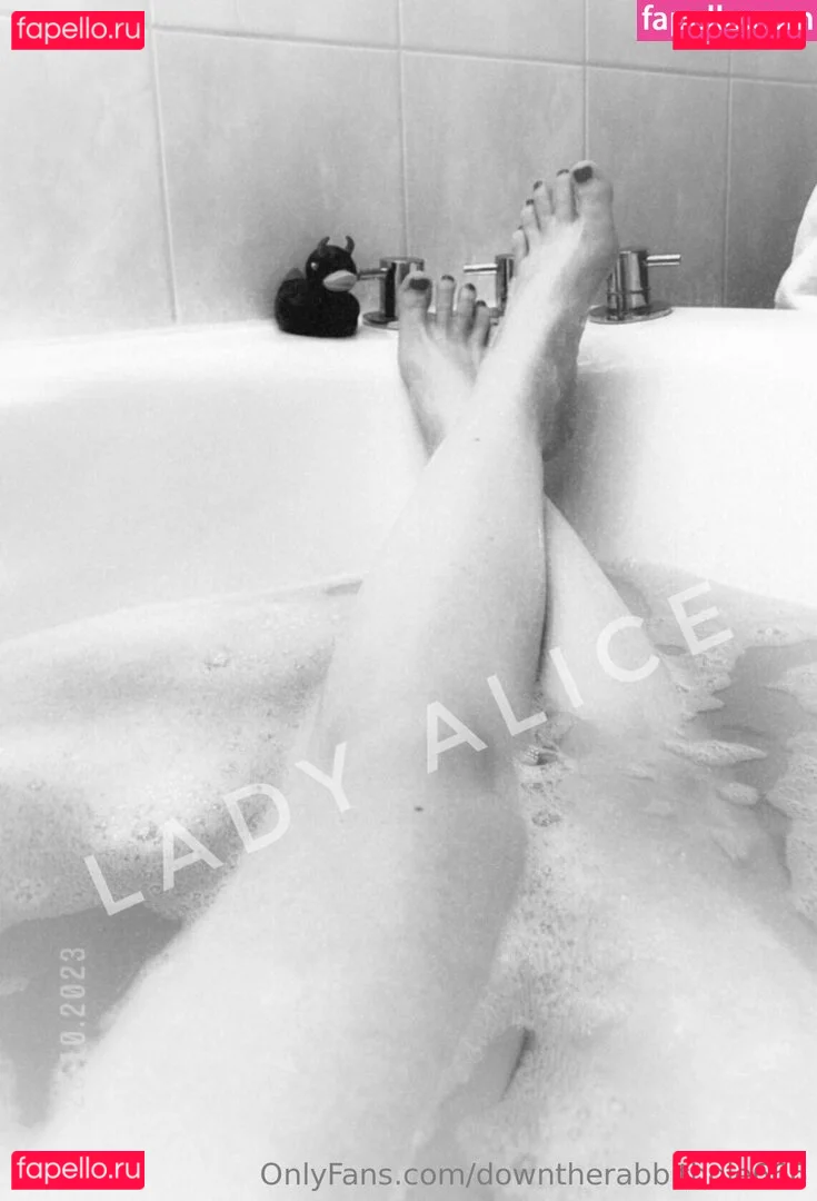 downtherabbithole666 Onlyfans Photo Gallery 