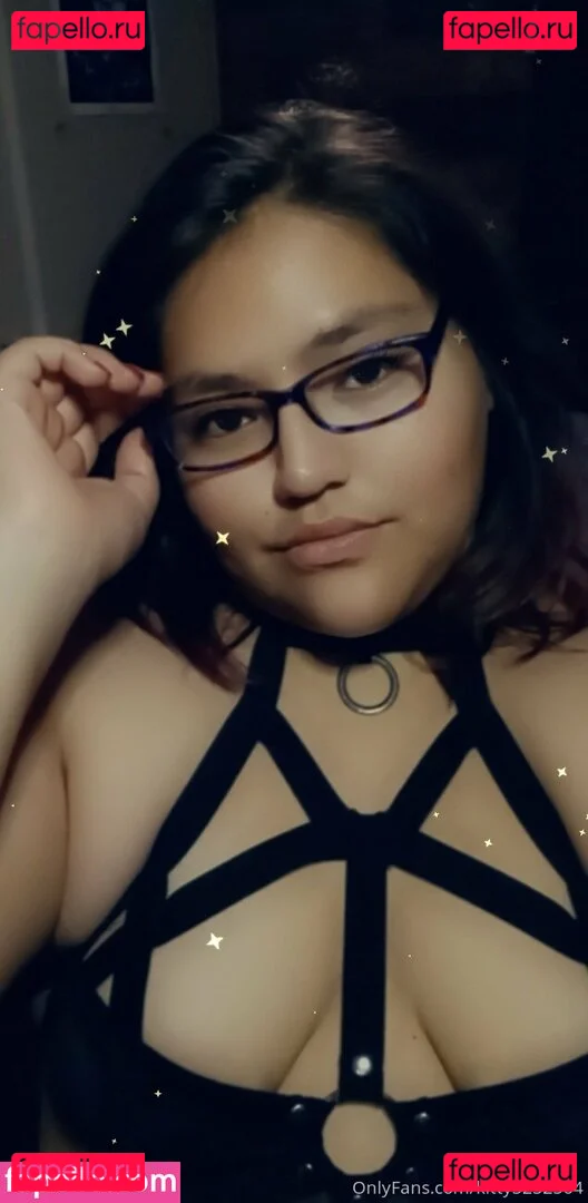 kitty3232564 Onlyfans Photo Gallery 