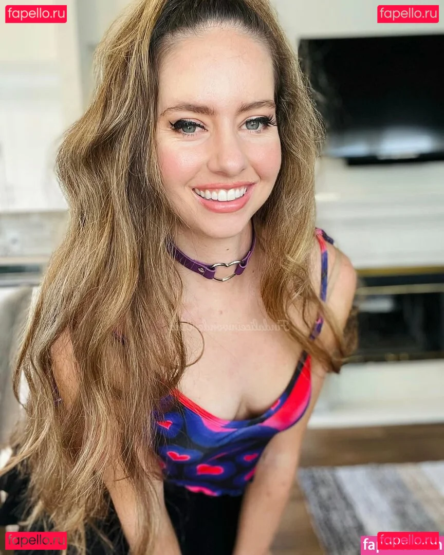 alexanextdoor Onlyfans Photo Gallery 