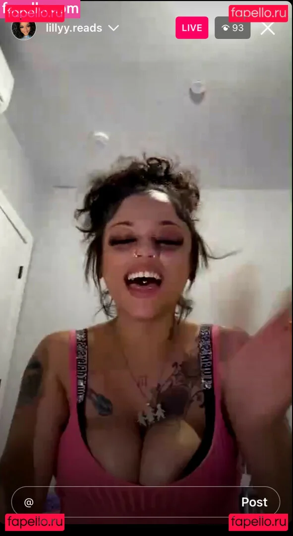 111.lillyy Onlyfans Photo Gallery 