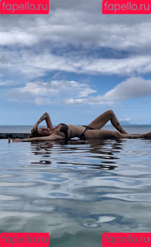 Larissa Basgal Onlyfans Photo Gallery 