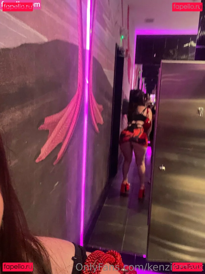 kenziemark Onlyfans Photo Gallery 