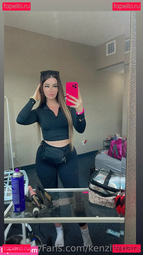 kenziemark Onlyfans Photo Gallery 