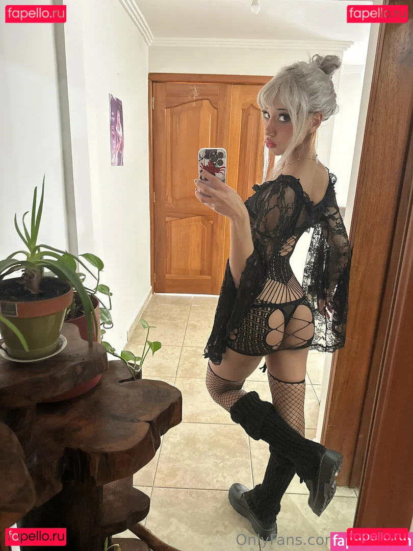 futanaria Onlyfans Photo Gallery 