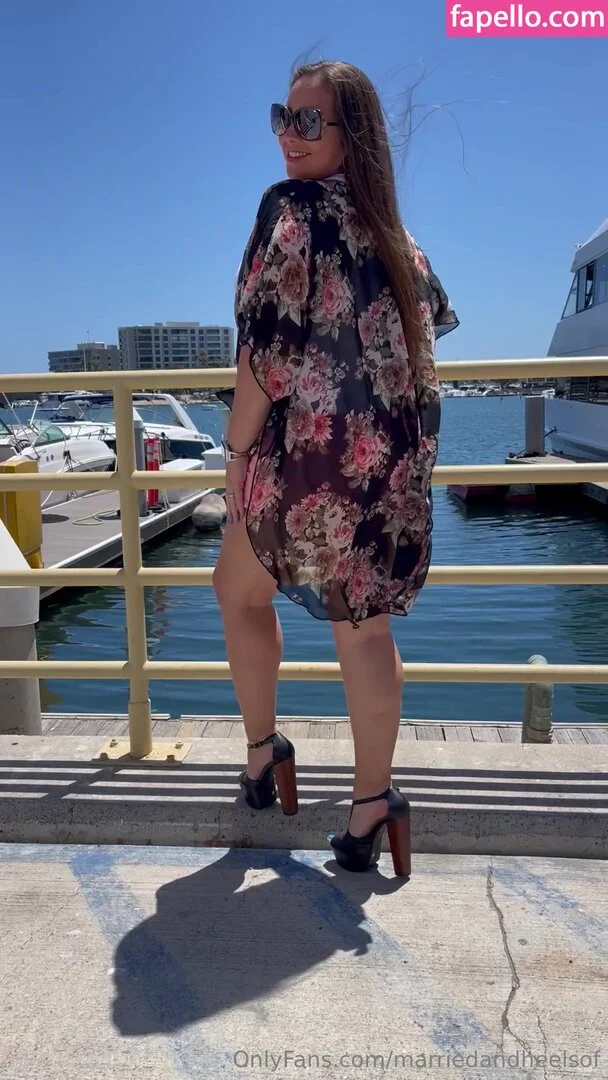 marriedandheelsof Onlyfans Photo Gallery 