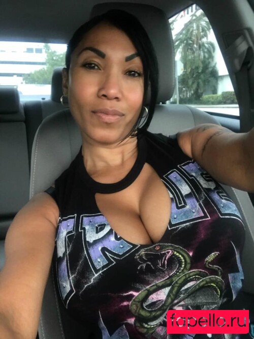 Odalys Borrero Onlyfans Photo Gallery 