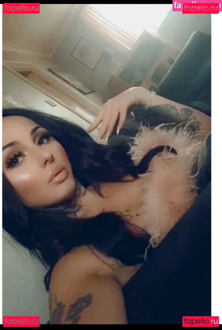 camie.marie Onlyfans Photo Gallery 