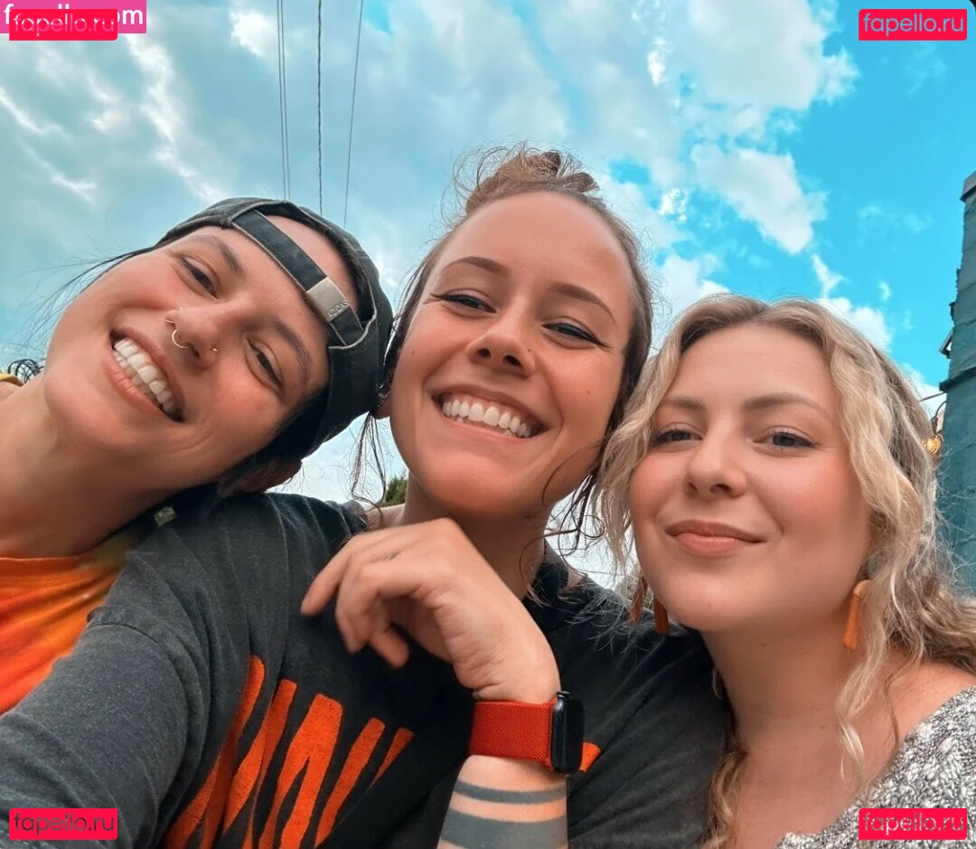 Stephilee Onlyfans Photo Gallery 