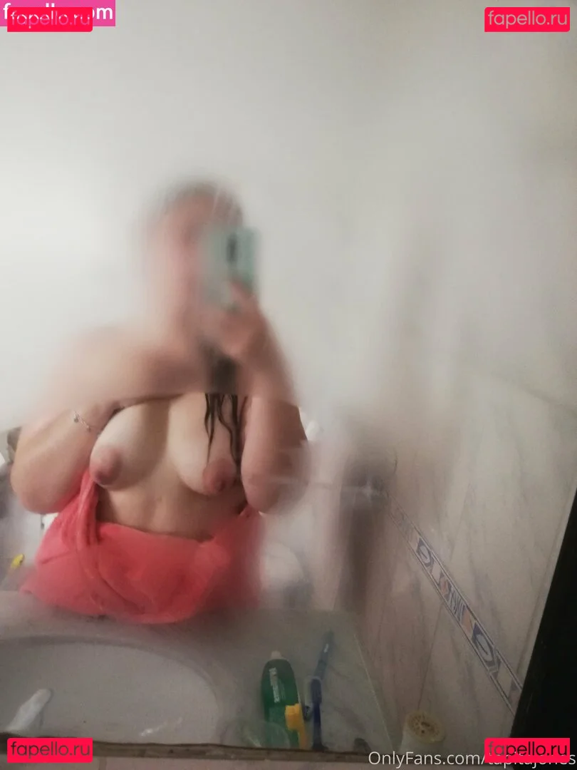 tapitajones Onlyfans Photo Gallery 