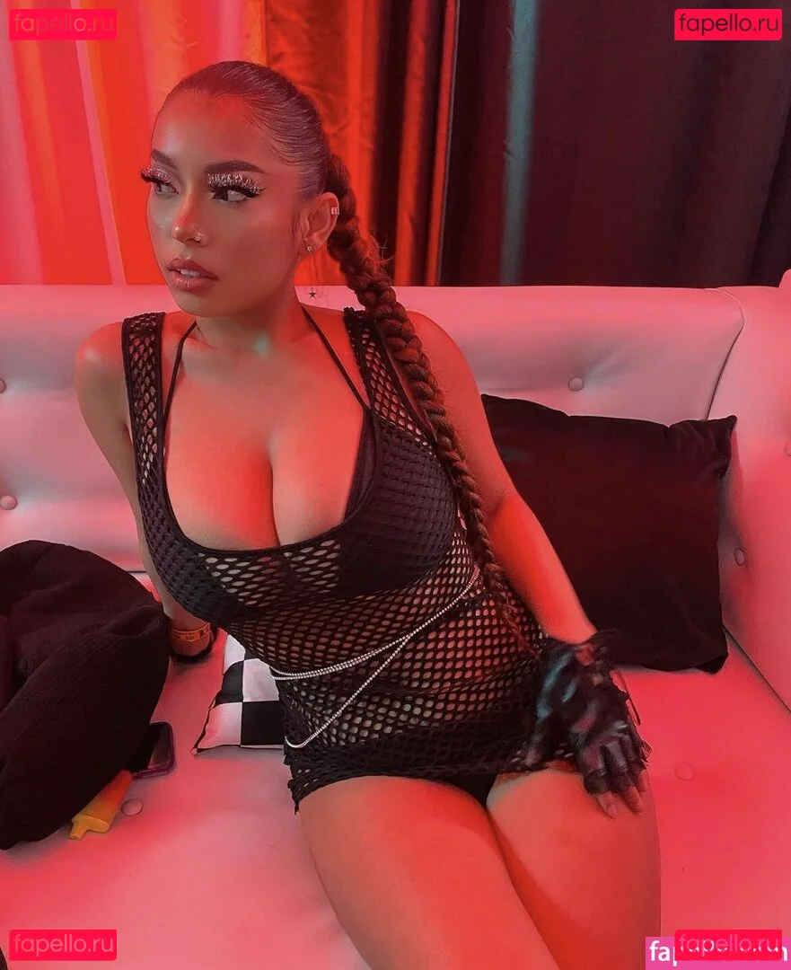 Thestarvasquez Onlyfans Photo Gallery 