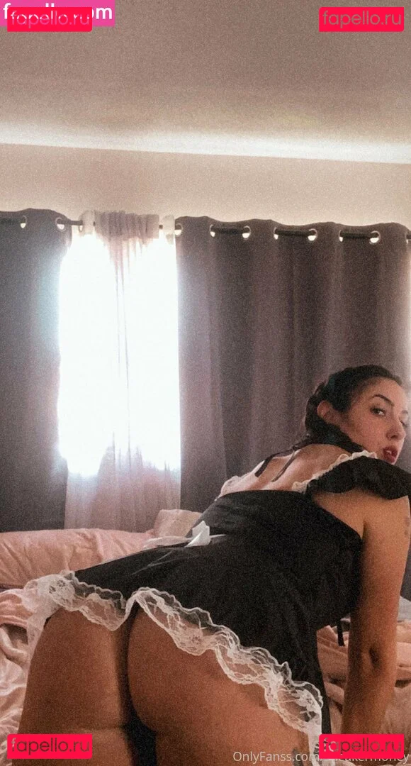 sneakermoney Onlyfans Photo Gallery 