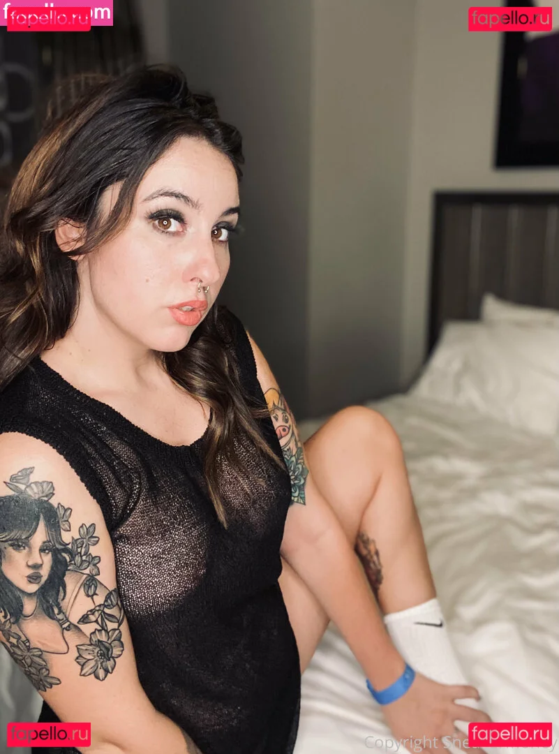 sneakermoney Onlyfans Photo Gallery 