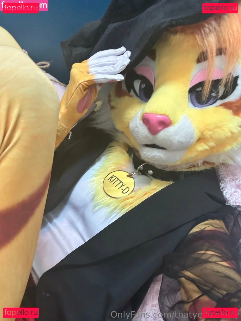 thatyellowkitty Onlyfans Photo Gallery 
