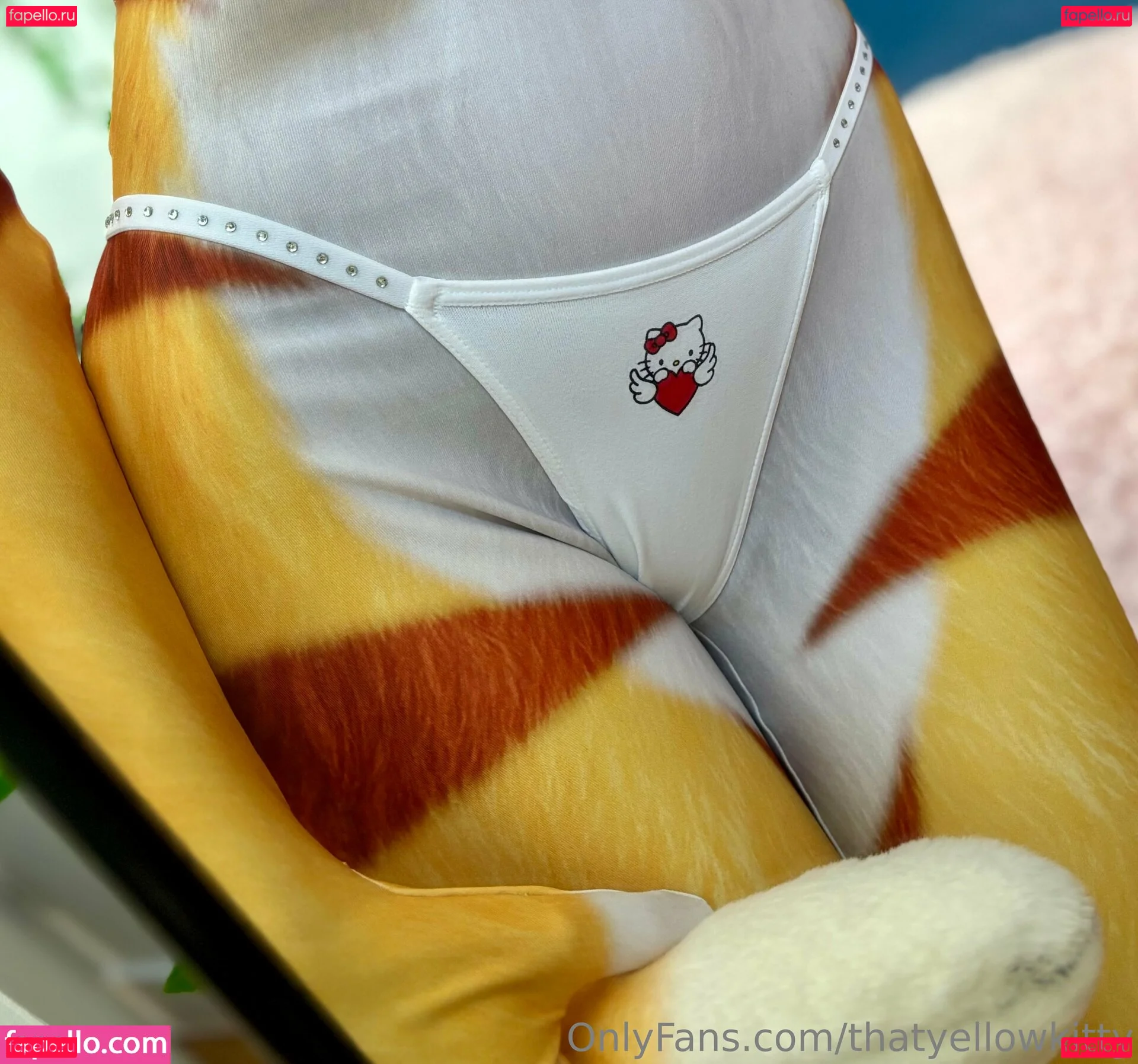 thatyellowkitty Onlyfans Photo Gallery 