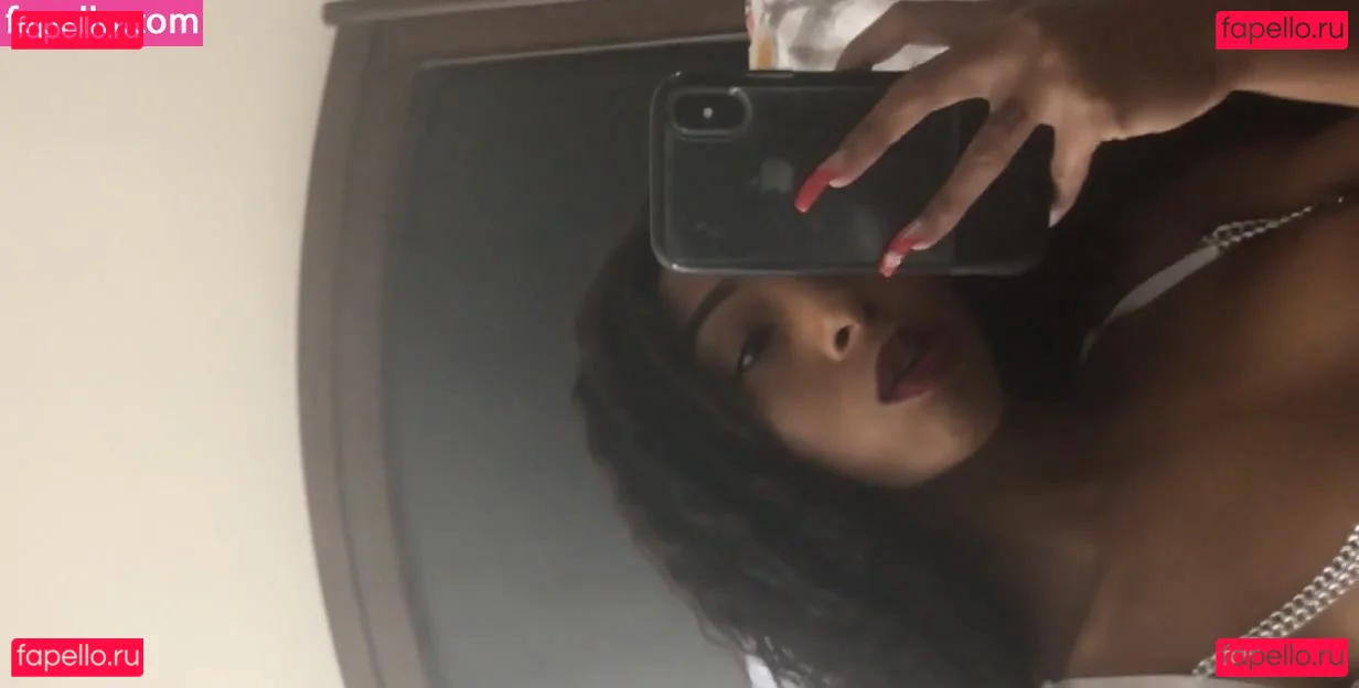 Bria Backwoods Onlyfans Photo Gallery 