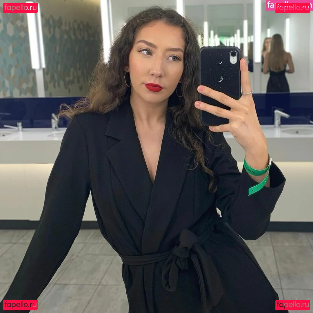 Tia Wilkins Onlyfans Photo Gallery 