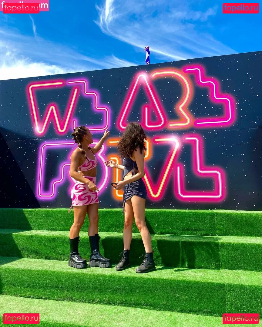 Tia Wilkins Onlyfans Photo Gallery 