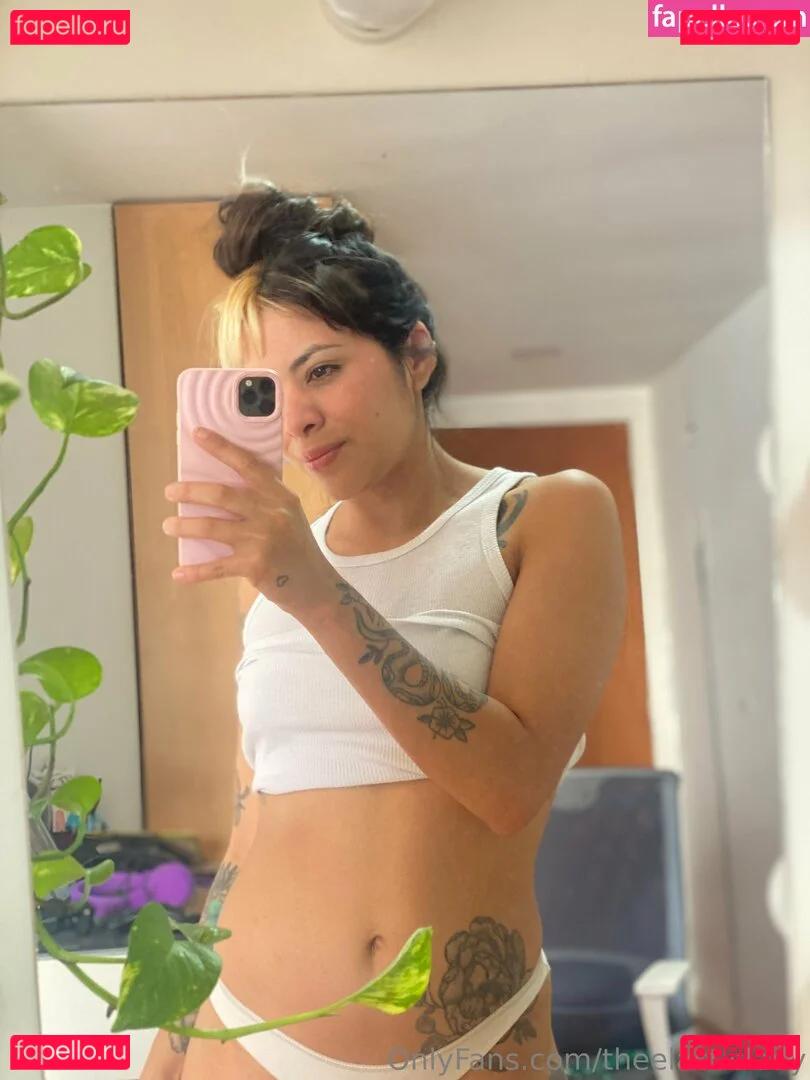 theelasticlady Onlyfans Photo Gallery 