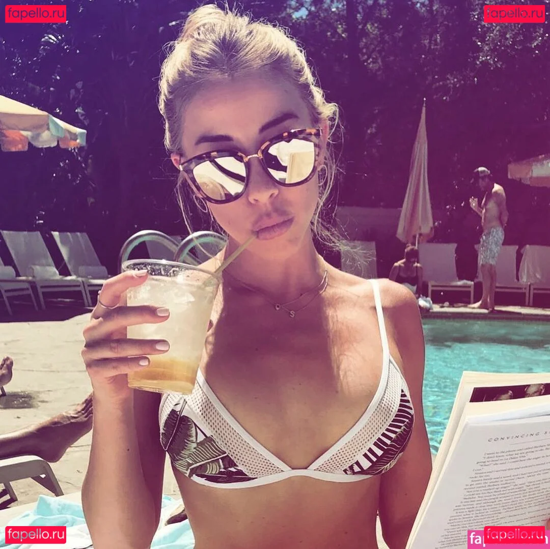 Olivia Harlan Dekker Onlyfans Photo Gallery 