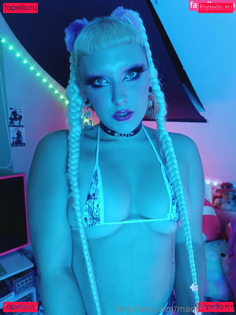 maddisonsins Onlyfans Photo Gallery 