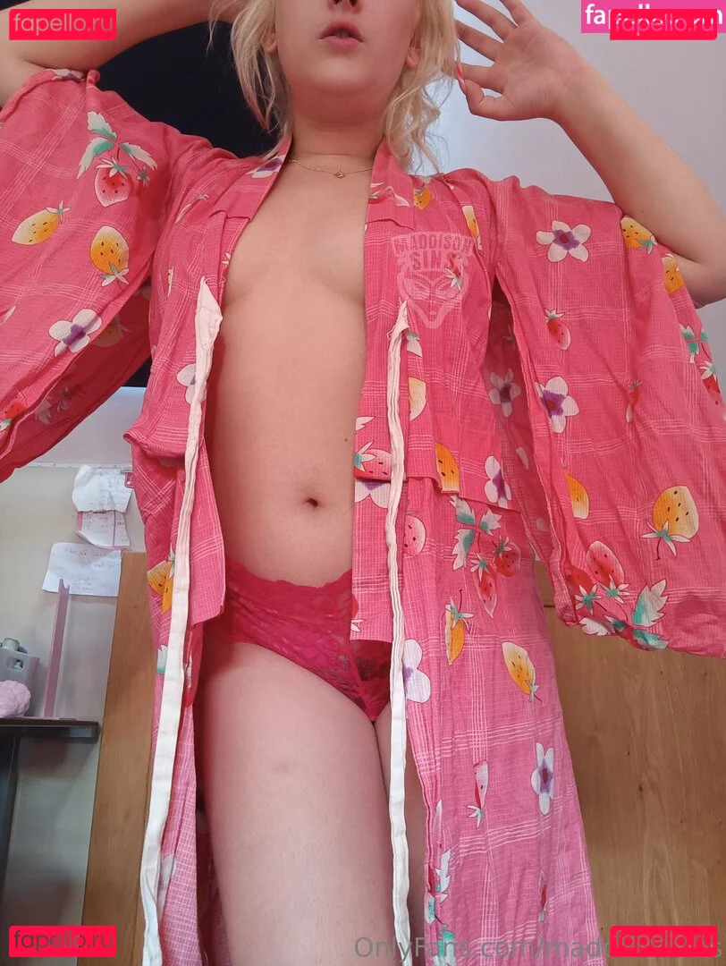 maddisonsins Onlyfans Photo Gallery 