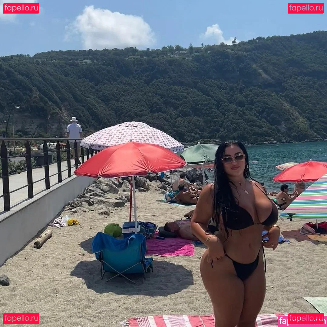 Maria Luisa Onlyfans Photo Gallery 
