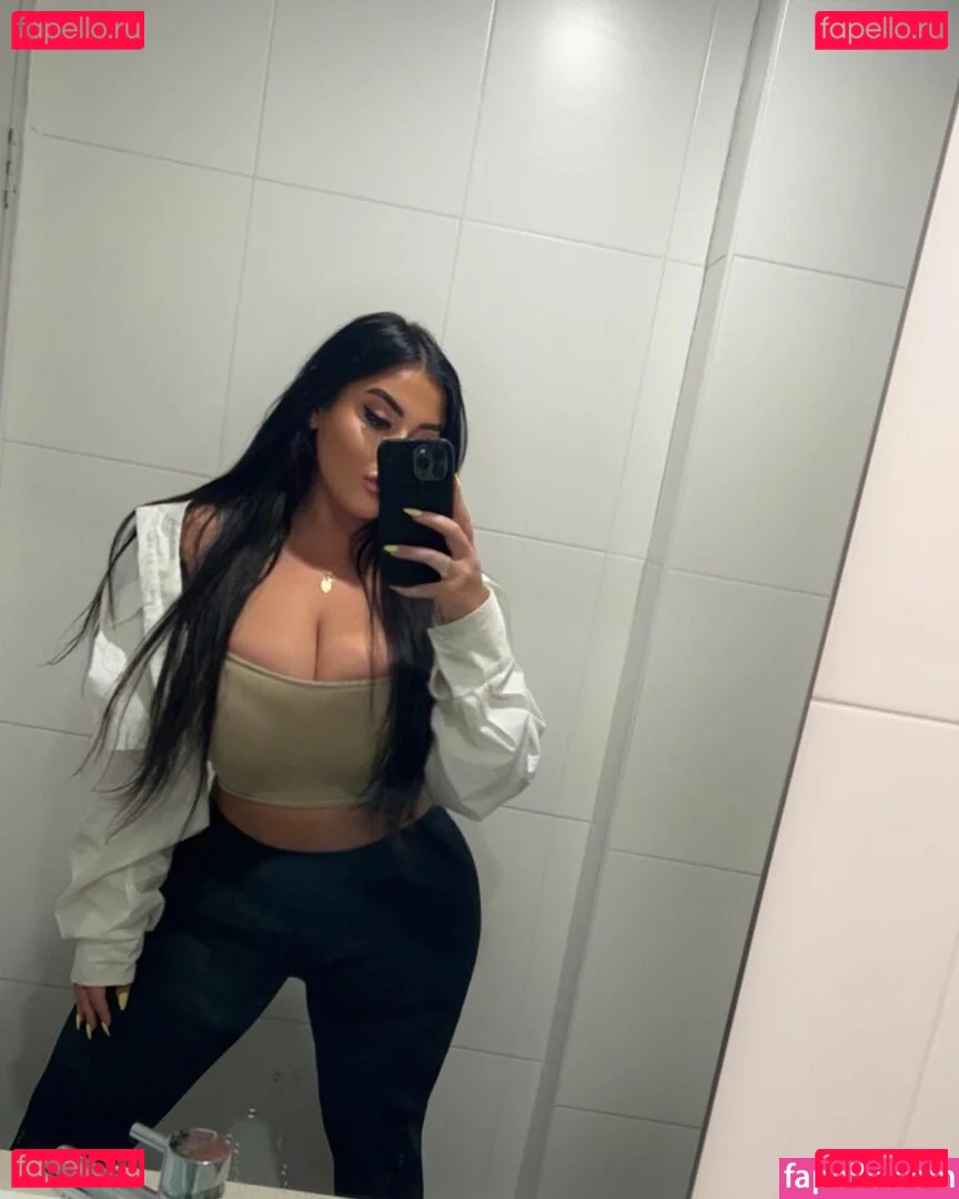 Maria Luisa Onlyfans Photo Gallery 