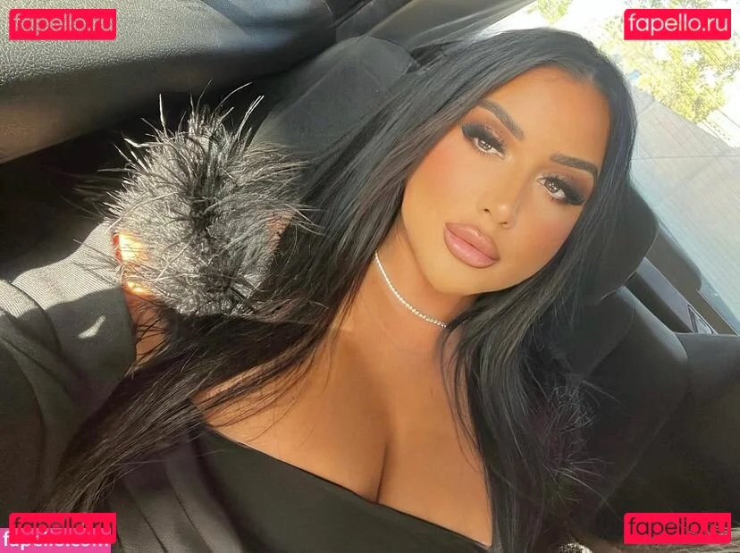 Maria Luisa Onlyfans Photo Gallery 