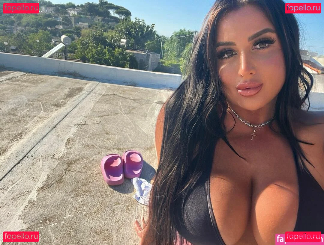 Maria Luisa Onlyfans Photo Gallery 