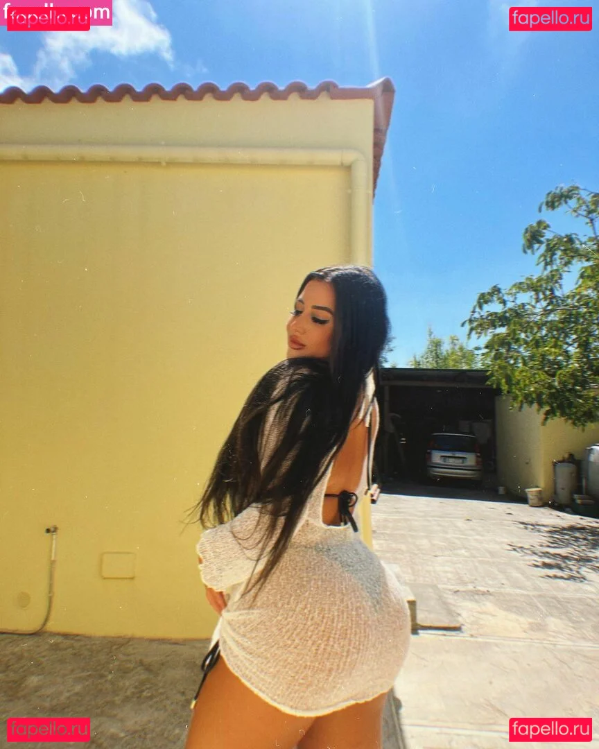 Maria Luisa Onlyfans Photo Gallery 