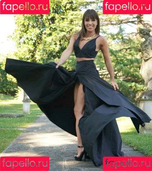 Sheila Capriolo Onlyfans Photo Gallery 