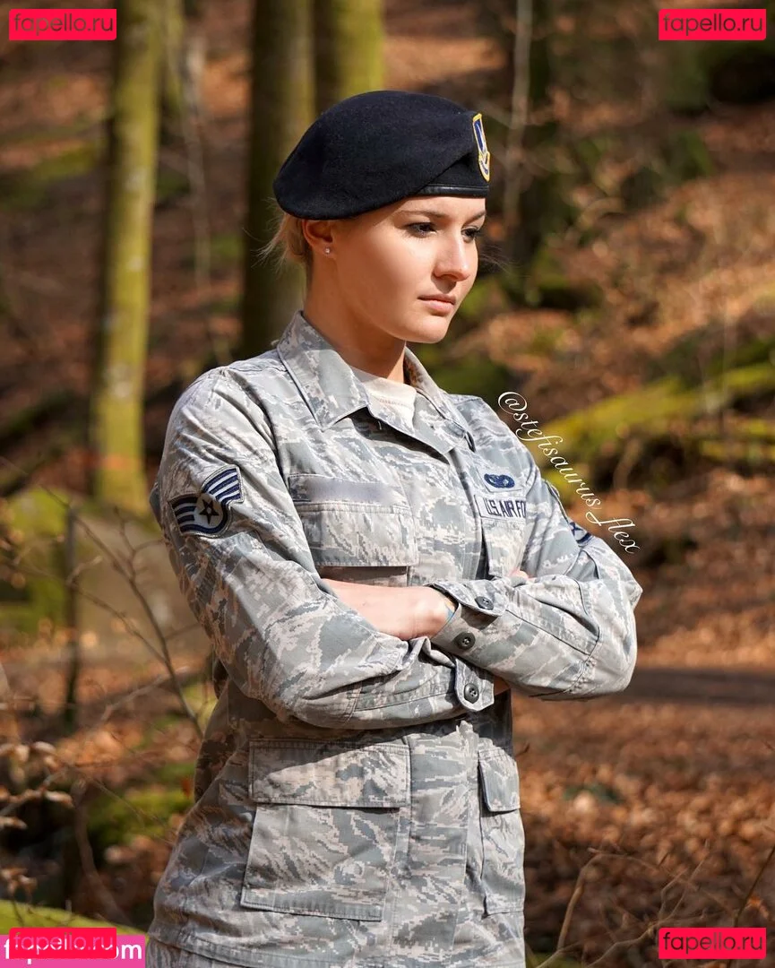 Stefisaurusflex Onlyfans Photo Gallery 