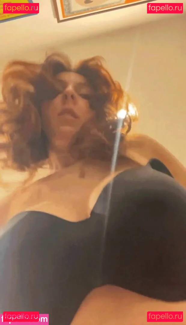 mxssmiaa Onlyfans Photo Gallery 