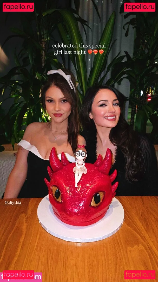 Aliythia Onlyfans Photo Gallery 