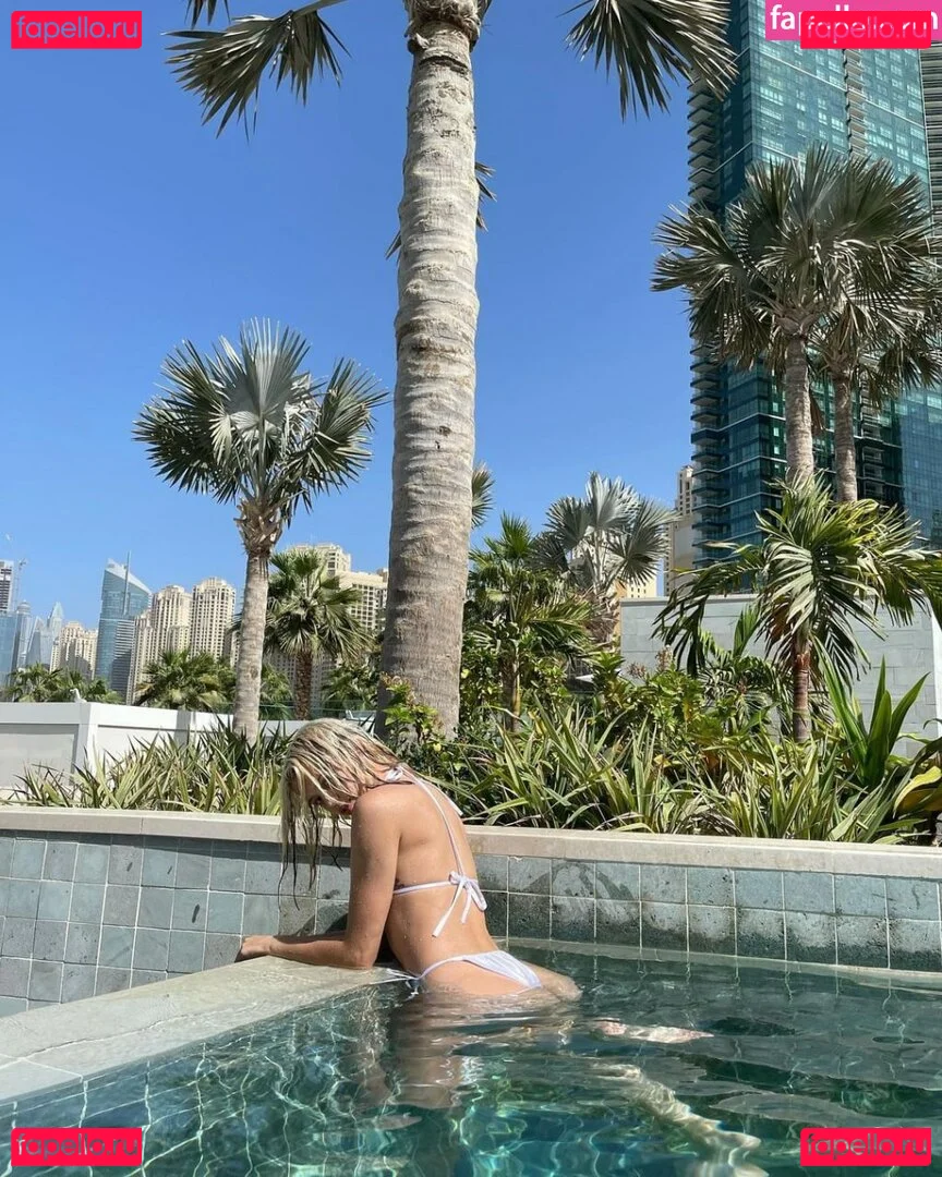 Julia G Onlyfans Photo Gallery 